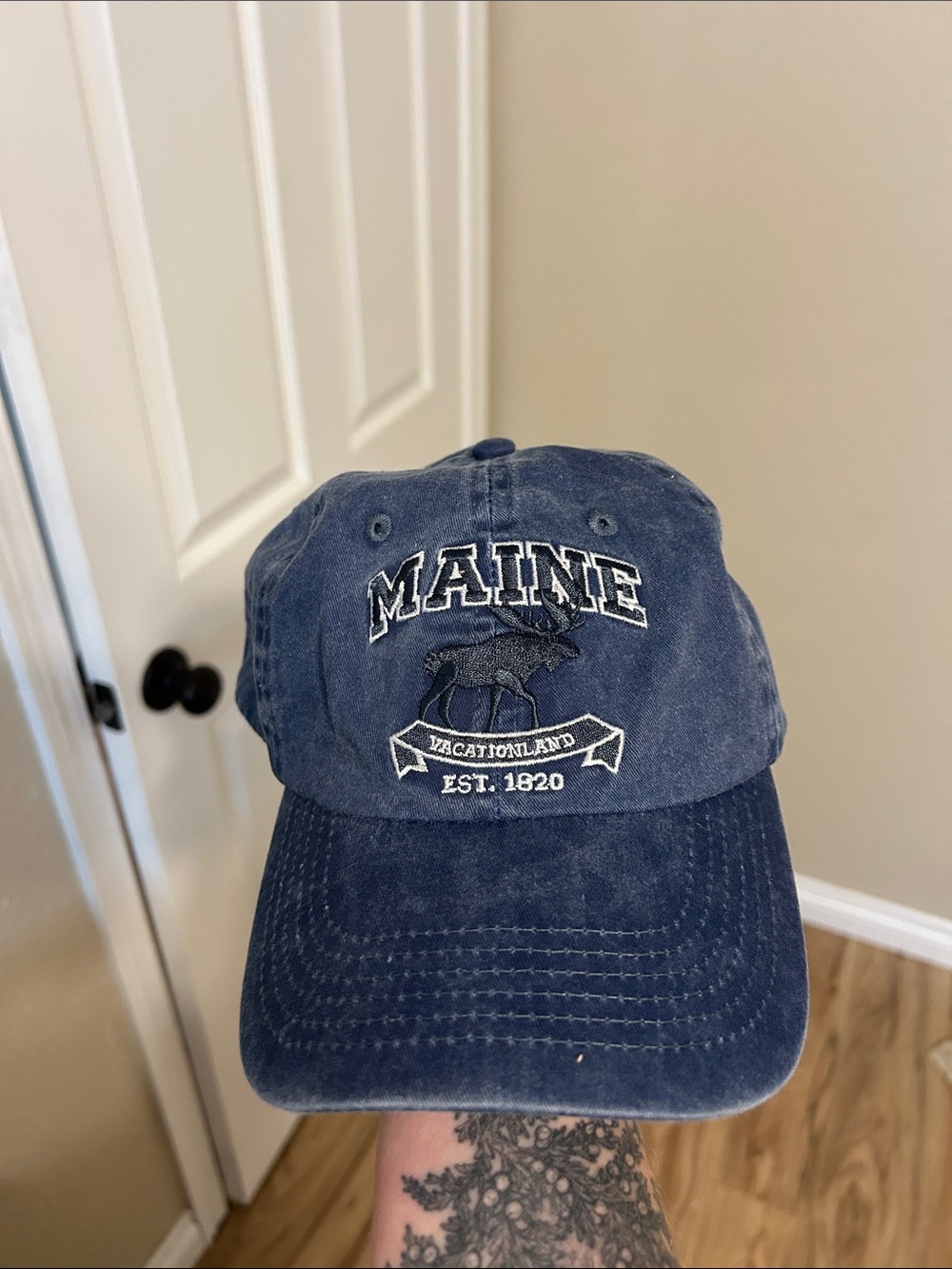 Maine Embroidered Baseball Cap - Navy Blue
